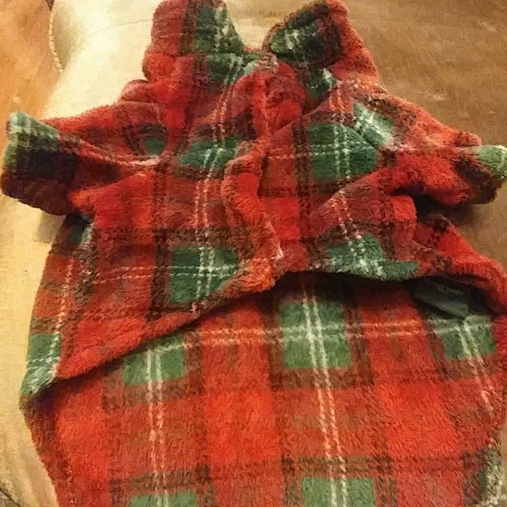 Jeffery Banks Large Dog Shirt